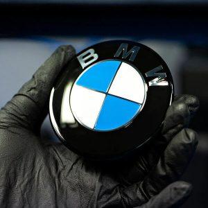 bmw emblem sticker replacement